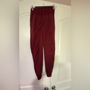 Dance studio mid-rise jogger